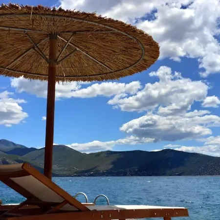 Agrilia Koromili Retreat * Paralia Livadostratas