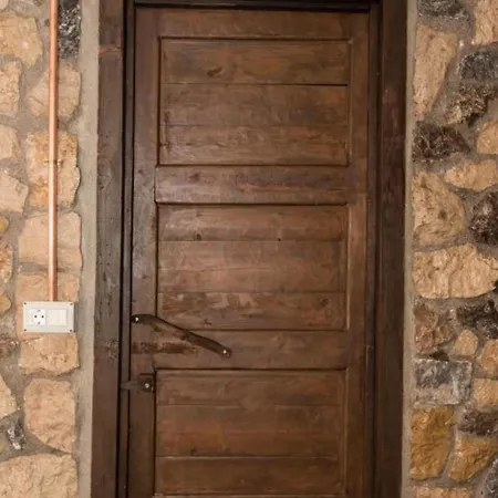 Agrilia Koromili Retreat * Paralia Livadostratas